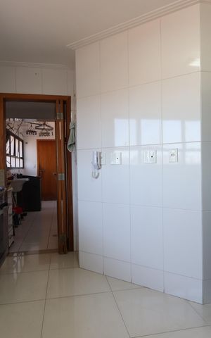 Apartamento à venda com 117m², 3 quartos e 2 vagasCozinha