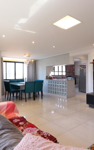 Apartamento à venda com 117m², 3 quartos e 2 vagasSala