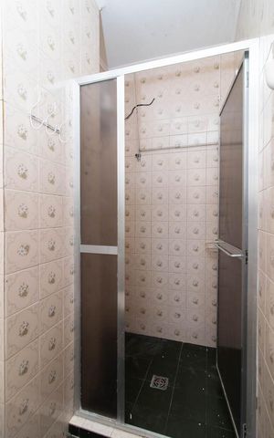 Casa à venda com 300m², 3 quartos e 4 vagasBanheiro -  Casa 2