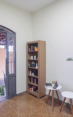 Casa à venda com 360m², 5 quartos e 3 vagasSala