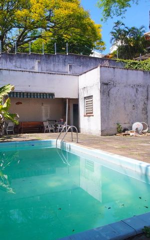 Casa à venda com 650m², 4 quartos e 7 vagasPiscina e Quintal