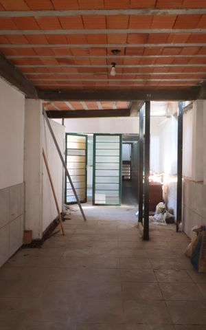 Casa à venda com 300m², 3 quartos e 4 vagasGaragem