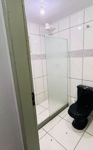 Casa para alugar com 63m², 2 quartos e sem vaga Casa para alugar com 63m², 2 quartos e sem vagaBanheiro Social