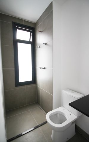 Apartamento à venda com 80m², 2 quartos e 1 vaga Apartamento à venda com 80m², 2 quartos e 1 vagaBanheiro da Suíte 1
