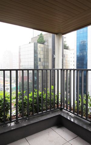 Apartamento à venda com 80m², 2 quartos e 1 vaga Apartamento à venda com 80m², 2 quartos e 1 vagaVaranda da Suíte 1