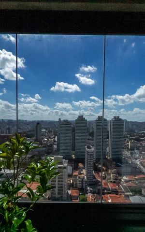 Apartamento à venda com 186m², 3 quartos e 4 vagas Apartamento à venda com 186m², 3 quartos e 4 vagasVista da Sala