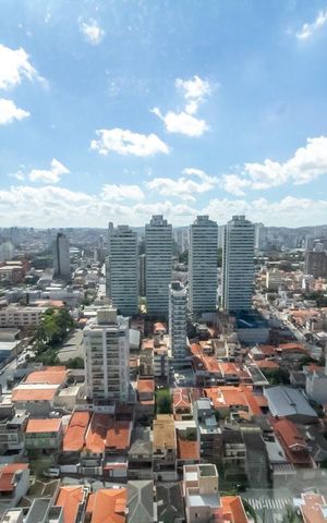 Apartamento à venda com 186m², 3 quartos e 4 vagas Apartamento à venda com 186m², 3 quartos e 4 vagasVista da Varanda
