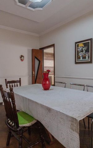 Casa para alugar com 500m², 3 quartos e 3 vagas Casa para alugar com 500m², 3 quartos e 3 vagasSala de Jantar