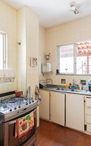 Apartamento à venda com 134m², 3 quartos e 2 vagasCozinha