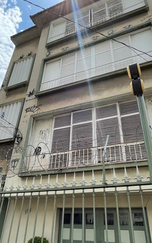 Apartamento à venda com 134m², 3 quartos e 2 vagas Apartamento à venda com 134m², 3 quartos e 2 vagasFachada