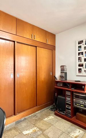 Casa para alugar com 210m², 3 quartos e 2 vagasEscritório