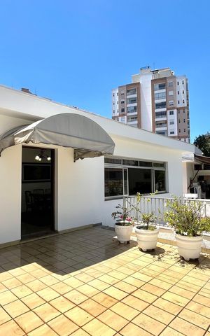 Casa para alugar com 210m², 3 quartos e 2 vagasVaranda