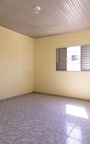Casa à venda com 200m², 2 quartos e 3 vagas Casa à venda com 200m², 2 quartos e 3 vagasQuarto da Casa 1