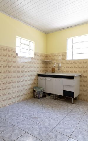 Casa à venda com 200m², 2 quartos e 3 vagas Casa à venda com 200m², 2 quartos e 3 vagasCozinha da Casa 1