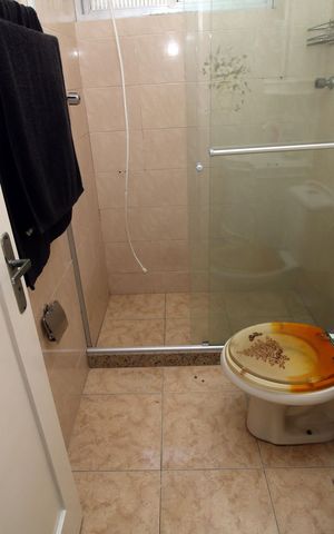 Apartamento à venda com 70m², 2 quartos e sem vagaBanheiro