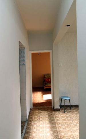 Apartamento à venda com 70m², 2 quartos e sem vagaSala  - Corredor