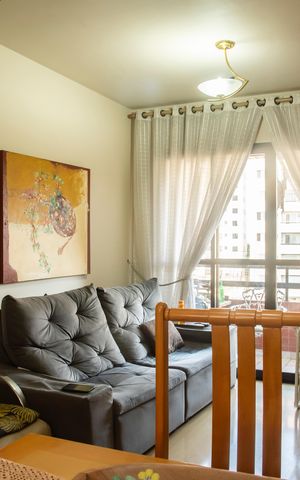Apartamento à venda com 75m², 3 quartos e 2 vagasSala