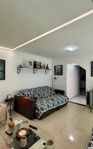 Casa à venda com 148m², 3 quartos e 2 vagas Casa à venda com 148m², 3 quartos e 2 vagasSala