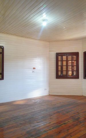Casa para alugar com 190m², 4 quartos e 4 vagasSala