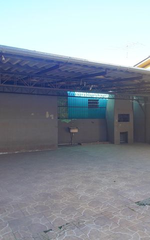 Casa para alugar com 190m², 4 quartos e 4 vagasGaragem