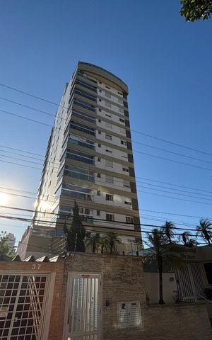 Apartamento à venda com 190m², 3 quartos e 3 vagas Apartamento à venda com 190m², 3 quartos e 3 vagasFachada e Portaria