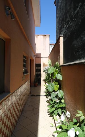 Casa à venda com 148m², 3 quartos e 2 vagasCorredor