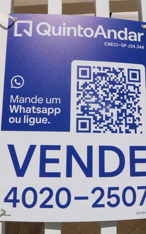 Casa à venda com 148m², 3 quartos e 2 vagasFachada