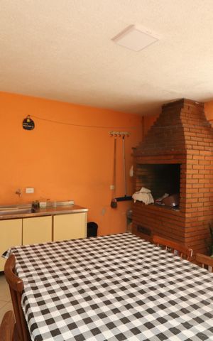 Casa à venda com 148m², 3 quartos e 2 vagasChurrasqueira