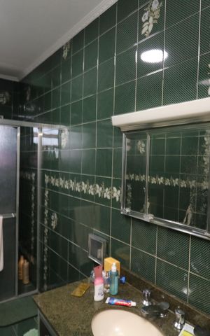 Casa à venda com 148m², 3 quartos e 2 vagasBanheiro