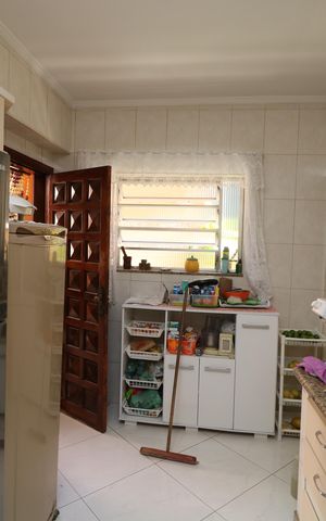 Casa à venda com 148m², 3 quartos e 2 vagasCozinha