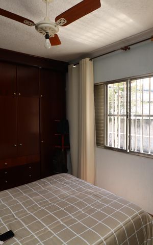 Casa à venda com 148m², 3 quartos e 2 vagasSuíte
