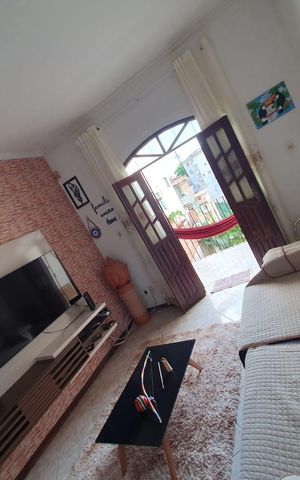 Casa para alugar com 239m², 4 quartos e 1 vaga Casa para alugar com 239m², 4 quartos e 1 vagaSala