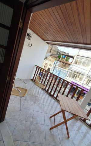 Casa para alugar com 239m², 4 quartos e 1 vaga Casa para alugar com 239m², 4 quartos e 1 vagaVaranda