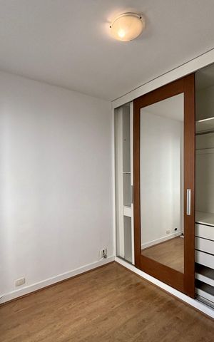 Apartamento à venda com 100m², 3 quartos e 2 vagas Apartamento à venda com 100m², 3 quartos e 2 vagasQuarto 1
