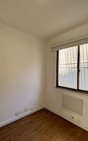 Apartamento à venda com 100m², 3 quartos e 2 vagas Apartamento à venda com 100m², 3 quartos e 2 vagasQuarto 1