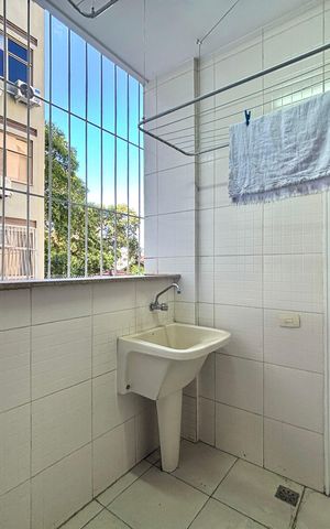 Apartamento à venda com 100m², 3 quartos e 2 vagas Apartamento à venda com 100m², 3 quartos e 2 vagasÁrea de serviço