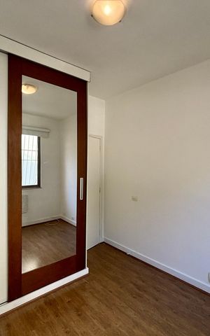 Apartamento à venda com 100m², 3 quartos e 2 vagas Apartamento à venda com 100m², 3 quartos e 2 vagasQuarto 1