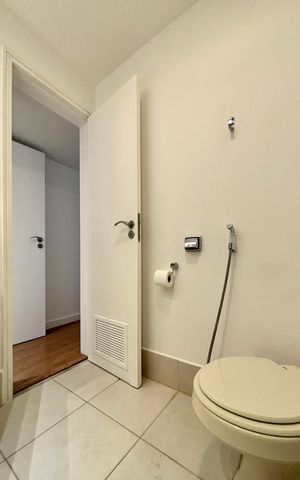 Apartamento à venda com 100m², 3 quartos e 2 vagas Apartamento à venda com 100m², 3 quartos e 2 vagasSuíte