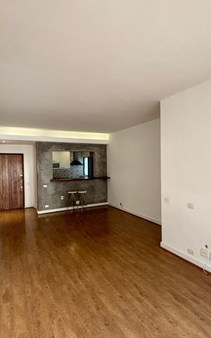 Apartamento à venda com 100m², 3 quartos e 2 vagas Apartamento à venda com 100m², 3 quartos e 2 vagasSala