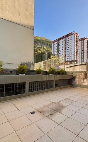 Apartamento à venda com 100m², 3 quartos e 2 vagas Apartamento à venda com 100m², 3 quartos e 2 vagasÁrea comum