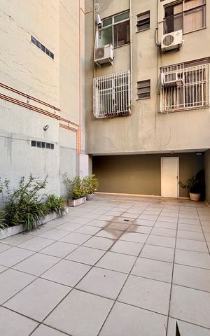 Apartamento à venda com 100m², 3 quartos e 2 vagas Apartamento à venda com 100m², 3 quartos e 2 vagasÁrea comum