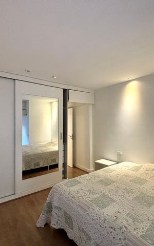 Apartamento à venda com 100m², 3 quartos e 2 vagas Apartamento à venda com 100m², 3 quartos e 2 vagasSuíte