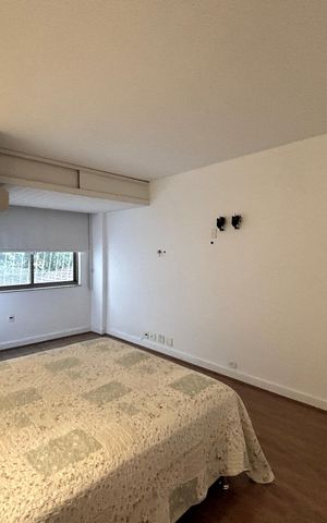 Apartamento à venda com 100m², 3 quartos e 2 vagas Apartamento à venda com 100m², 3 quartos e 2 vagasSuíte