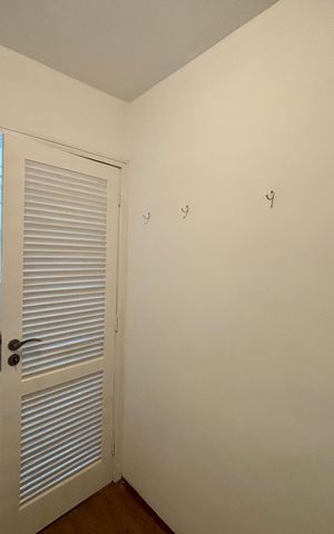 Apartamento à venda com 100m², 3 quartos e 2 vagas Apartamento à venda com 100m², 3 quartos e 2 vagasÁrea de serviço - quarto