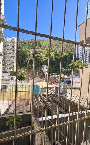 Apartamento à venda com 100m², 3 quartos e 2 vagas Apartamento à venda com 100m², 3 quartos e 2 vagasSala - vista