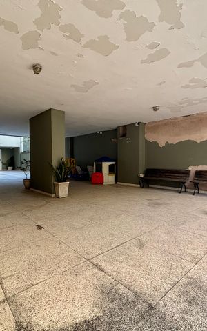 Apartamento à venda com 100m², 3 quartos e 2 vagas Apartamento à venda com 100m², 3 quartos e 2 vagasÁrea comum