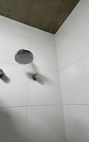 Apartamento à venda com 40m², 1 quarto e 1 vaga Apartamento à venda com 40m², 1 quarto e 1 vagaBanheiro