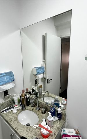 Apartamento à venda com 40m², 1 quarto e 1 vaga Apartamento à venda com 40m², 1 quarto e 1 vagaBanheiro