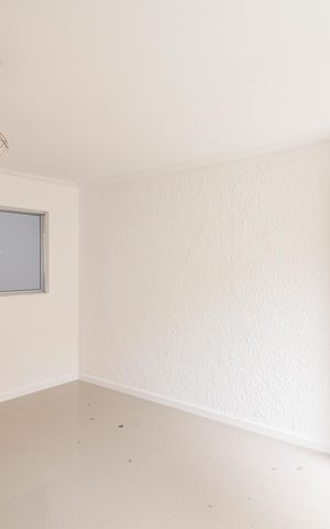Casa à venda com 120m², 3 quartos e 3 vagas Casa à venda com 120m², 3 quartos e 3 vagasSala 2