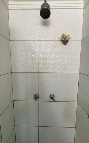 Apartamento à venda com 50m², 2 quartos e 1 vaga Apartamento à venda com 50m², 2 quartos e 1 vagaBanheiro